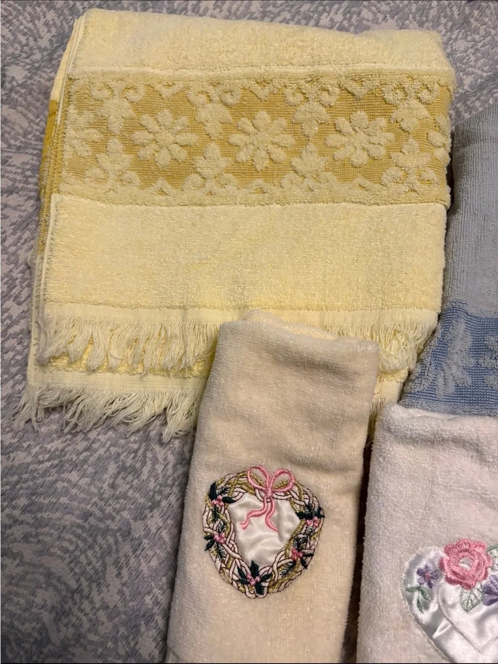 4 Vintage Cannon style Patterned yellow blue Bath hand Towels embroidered